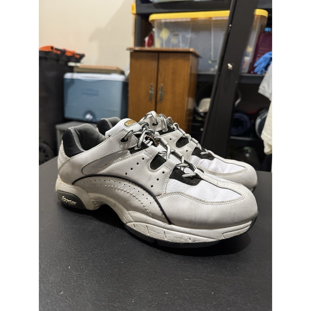 Footjoy Mens SuperLites Golf Shoes Size 12 White Soft Spikes Sneakers